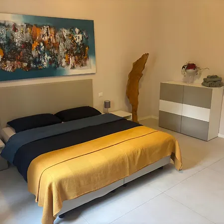 Holiday Home Parma アパート *