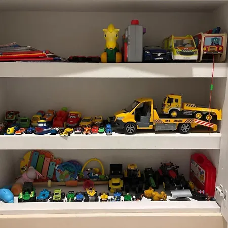 Holiday Home Parma アパート パルマ